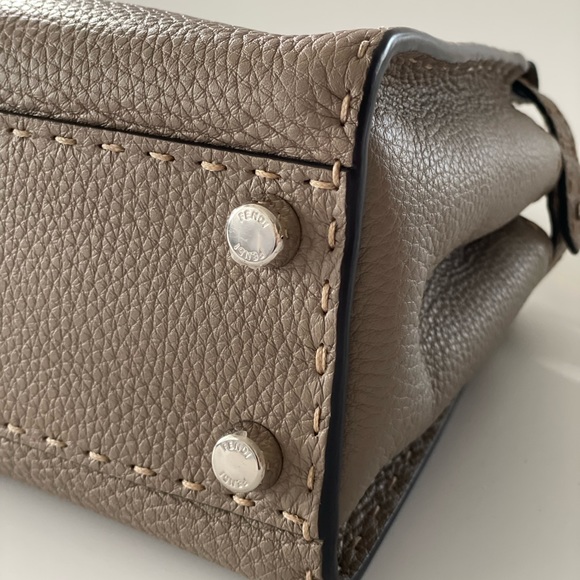 Fendi Peekaboo Mini Dove Grey Selleria bag - Picture 4 of 9